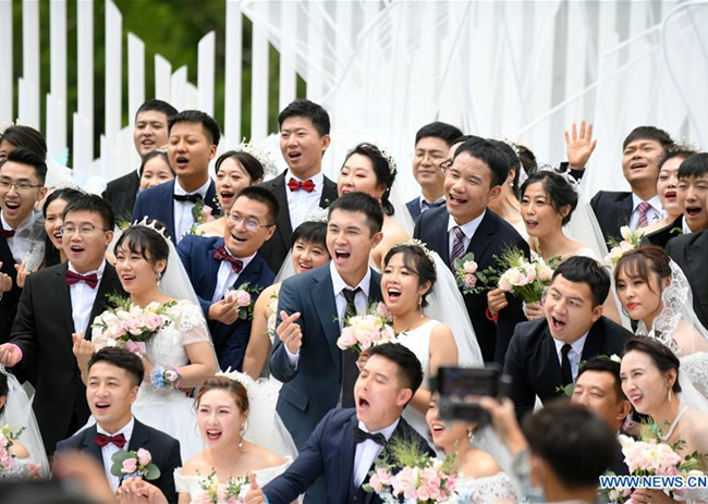 Group Wedding for COVID-19 Figh